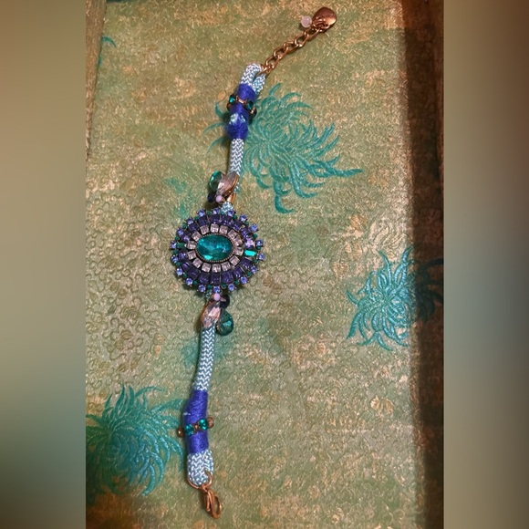 Betsey Johnson Multi Stone Saint Bart  Bracelet - Picture 6 of 8